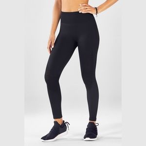 Fabletics Seamless High-Waisted Jaquard Legging